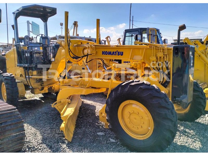 TractorTruck.com: Pusat Jual Beli Alat Berat dan Truk Terlengkap